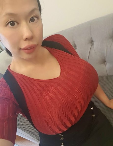 Tigerr Benson modèle chaud des photos