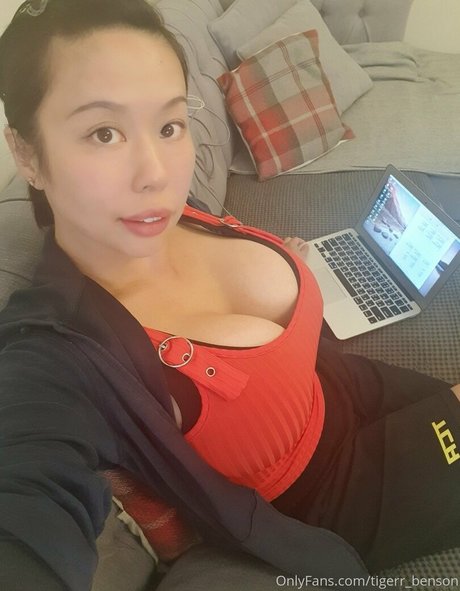 Tigerr Benson actrice érotique images