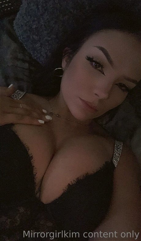 Mirrorgirlkim sexe star du porno photo
