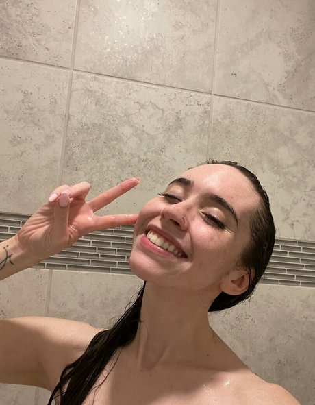 Catlyn Crespo actrice érotique galerie