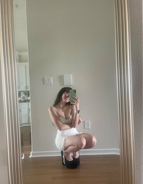 Catlyn Crespo actrice libre photo