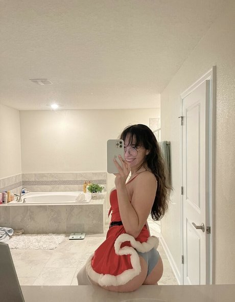 épouse infidèle onlyfans haut nu des photos