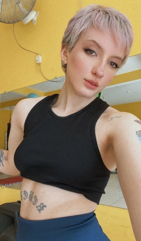 amateurs courbés onlyfans xxx pornographique images