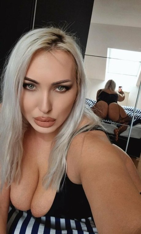 striptease uniquementfans nue xxx archive