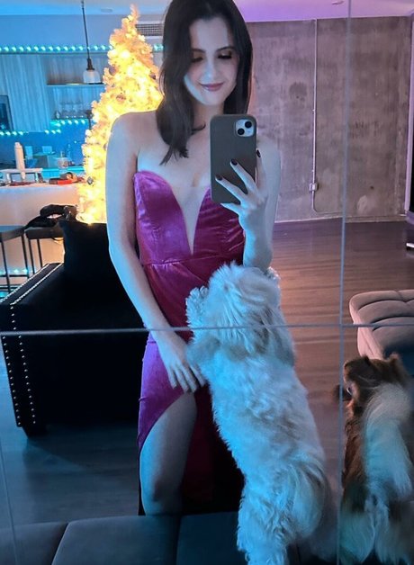 Laura Marano star du porno sympa galeries