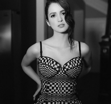 Laura Marano étoile hd img