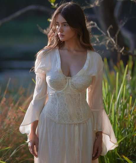 Ella Cervetto étoile sympa photo