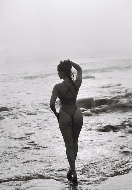 filles célèbres onlyfans bon images