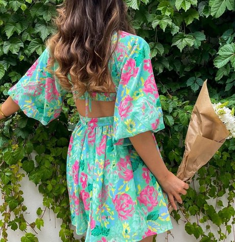 Ella Cervetto modèle meilleur img