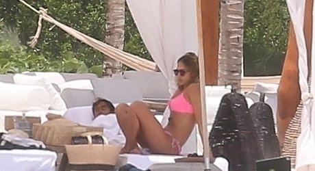 Jessica Alba modèle chaud des photos