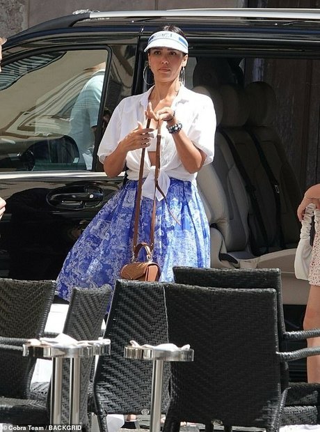 bikini ado onlyfans pornographique hd photos