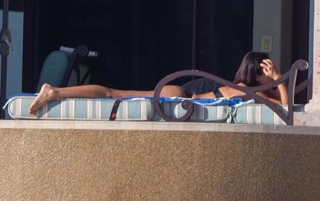 Jessica Alba nus star du porno galerie