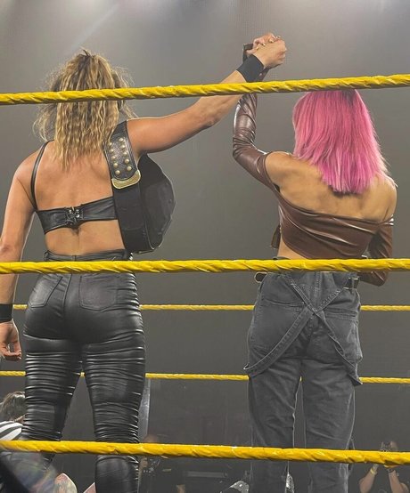 gros seins branlette espagnole onlyfans art photo