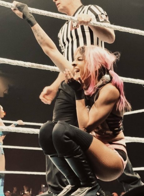 massage lesbien onlyfans chaud de haute qualité images