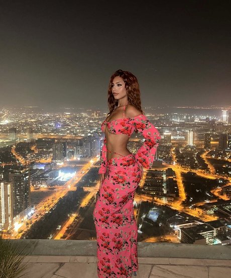 laurgmzz star du porno gratuite img