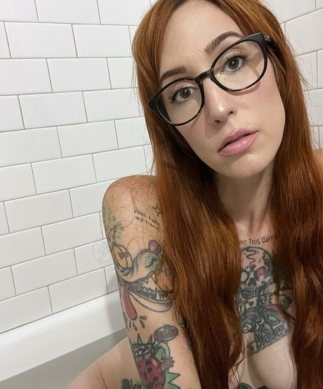 Gojiragoesrawr étoile érotique archive