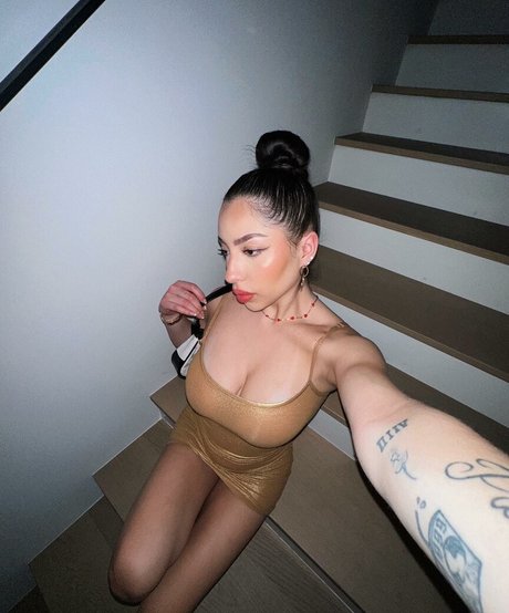 Bianca Sotelo étoile exclusive des photos