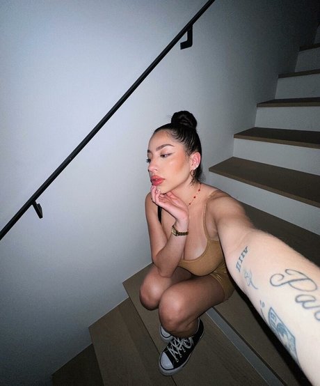 Bianca Sotelo haut de star du porno collection