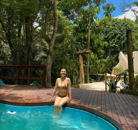 Leona Cavalli art étoile galeries