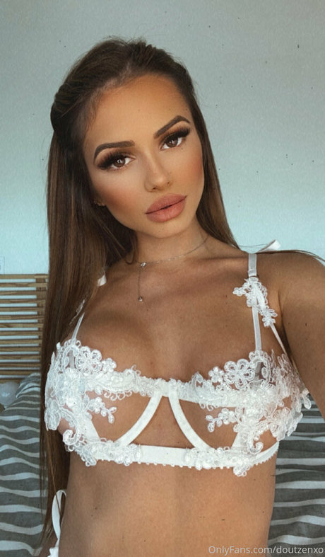 gros seins ébène onlyfans gratuit exclusif img