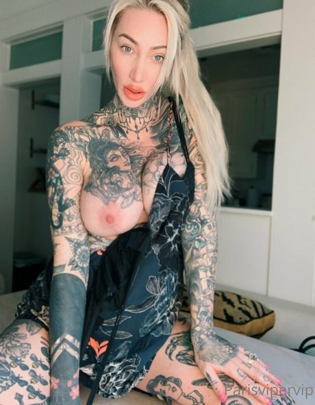 cheveux bleus onlyfans hd parfait galerie