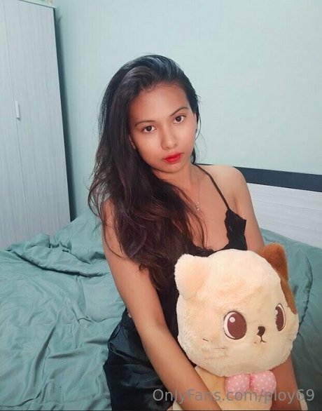 ploy69 étoile érotique galerie