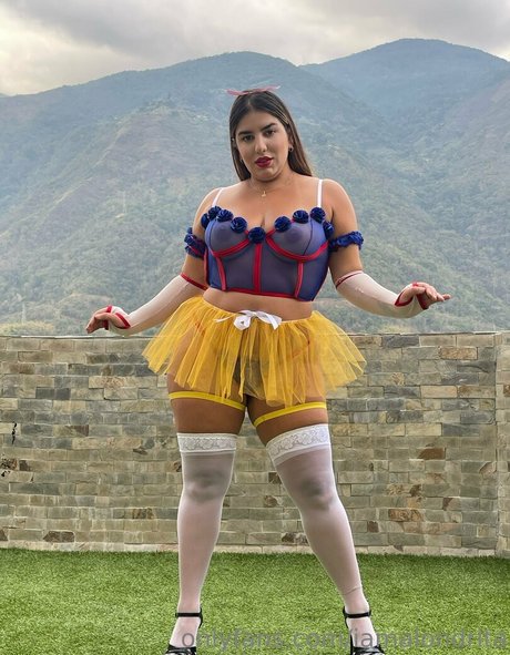 iamalondrita étoile adulte images