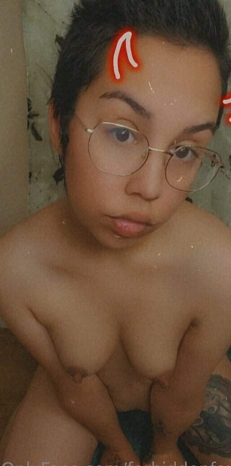 forbiddenfayevip beau modèle des photos