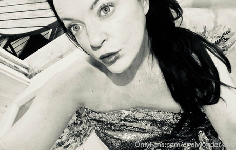 anelwonderland modèle joli image