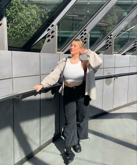 Tahlia A actrice nue img