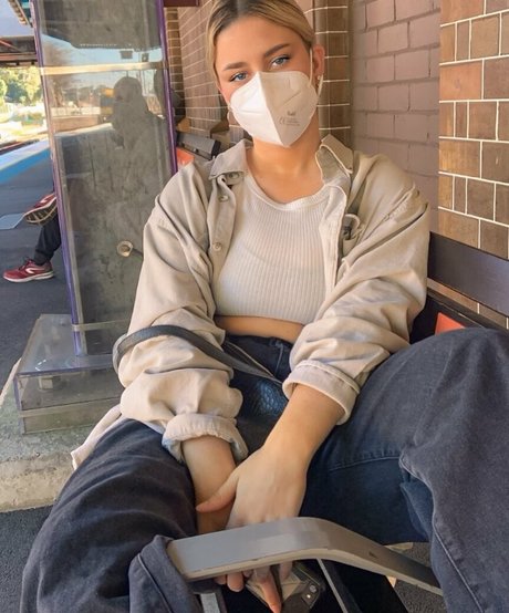 Tahlia A star du porno xxx photos