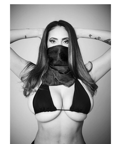 mamie milf onlyfans porno de haute qualité photo