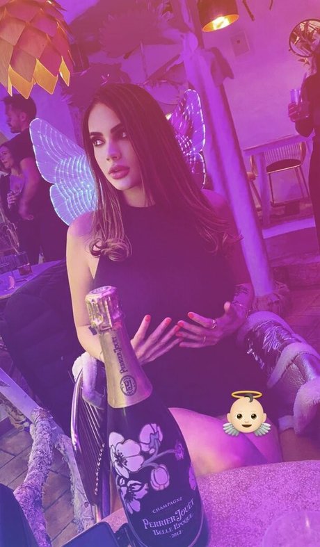 vacances onlyfans xxx jolie image