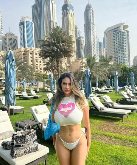 nu gratuit onlyfans plutôt sexy img