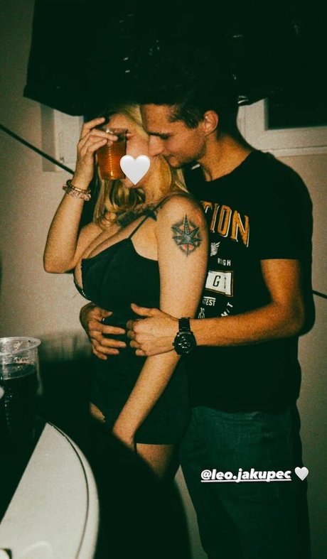 suzizvonar star du porno hd collection