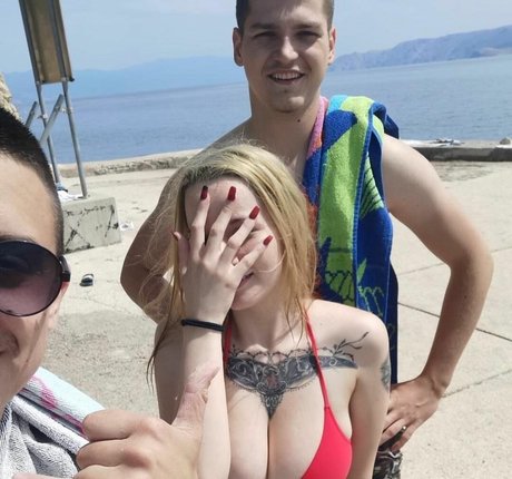 suzizvonar star du sexe des photos