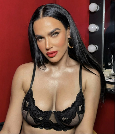 CJ Perry modèle meilleur collection