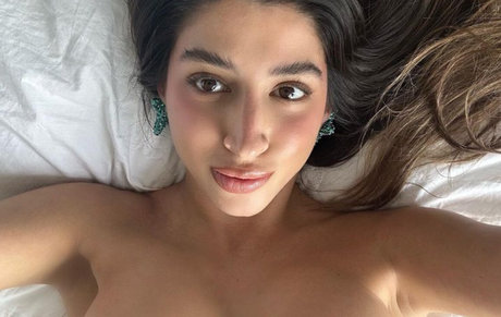 Simmisingh modèle de sexe photos