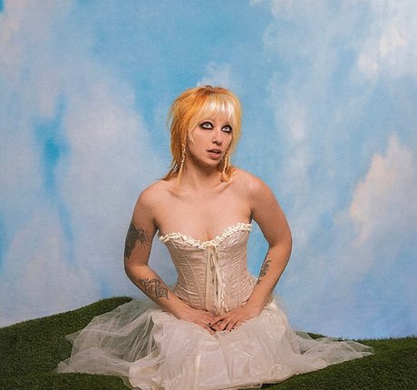 Cami Petyn star du porno chaude photos