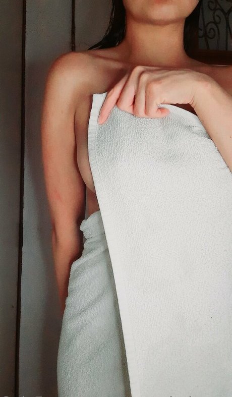 emma darkmetal actrice pornographique photo