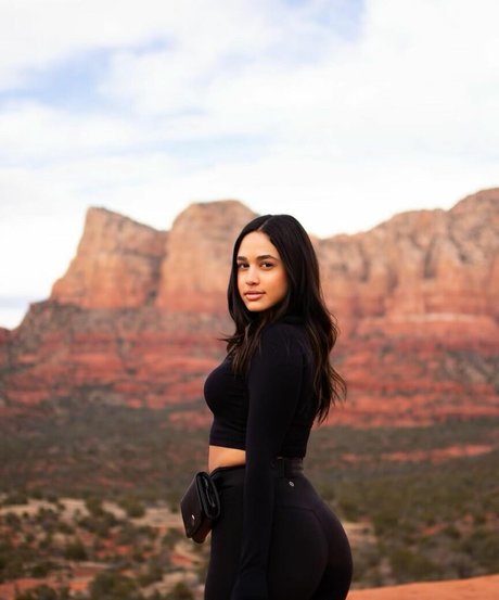 fans dadolescents emo uniquement haut nu image