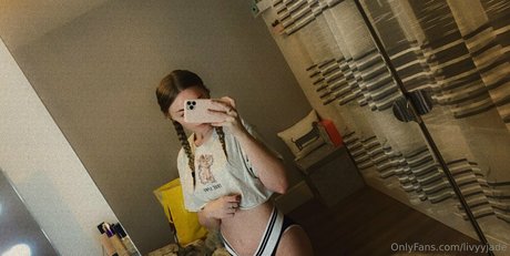 livyyjade jolie étoile photos