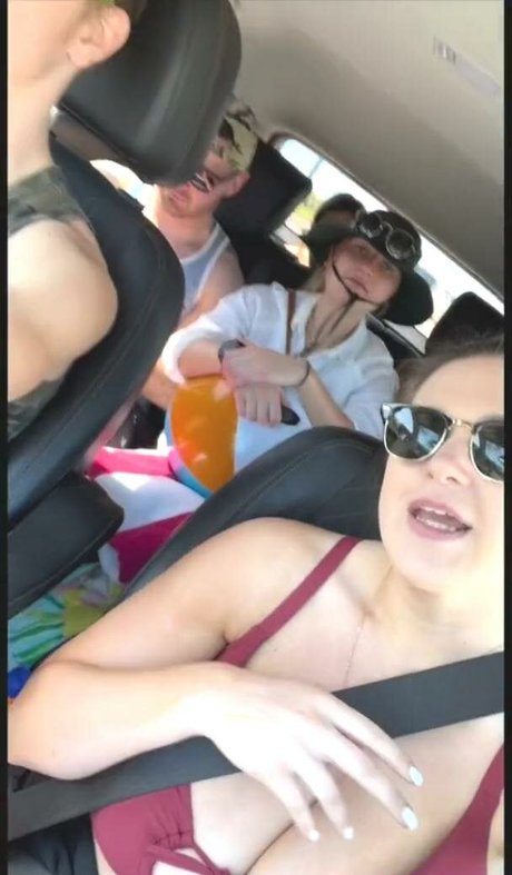 fisting lesbien onlyfans jolis nus photo