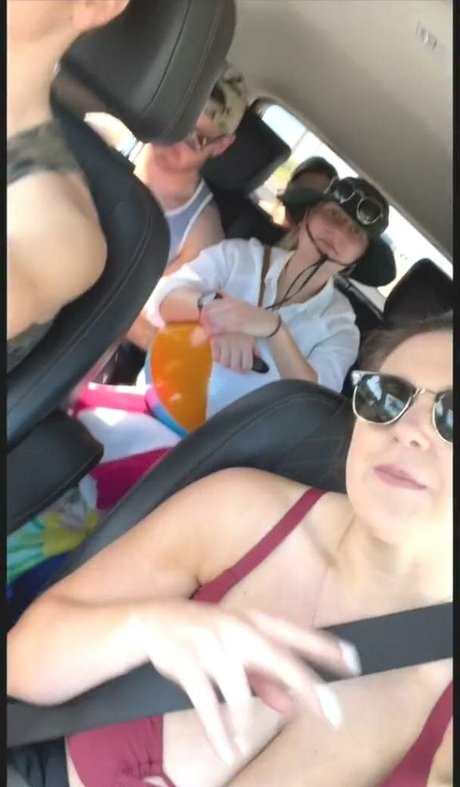 gros seins branlette espagnole onlyfans nu exclusif galerie