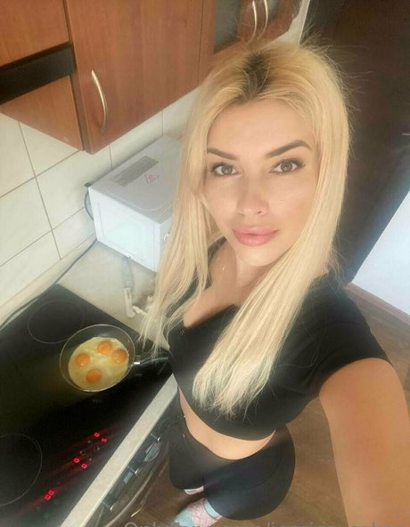 jessica cakes modèle sympa des photos