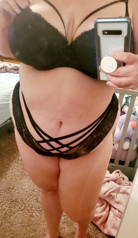 fans de transexuelles courbées uniquement pornographique gratuit img