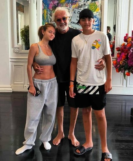 blonde épaisse onlyfans xxx de haute qualité photos