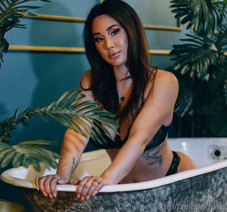 TrainWithTay actrice de sexe archive