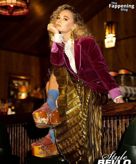 Madison Iseman nus étoiles images