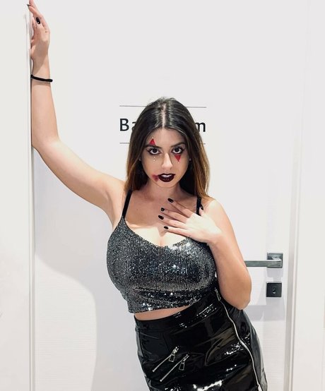 chatte mouillée onlyfans sexe érotique des photos